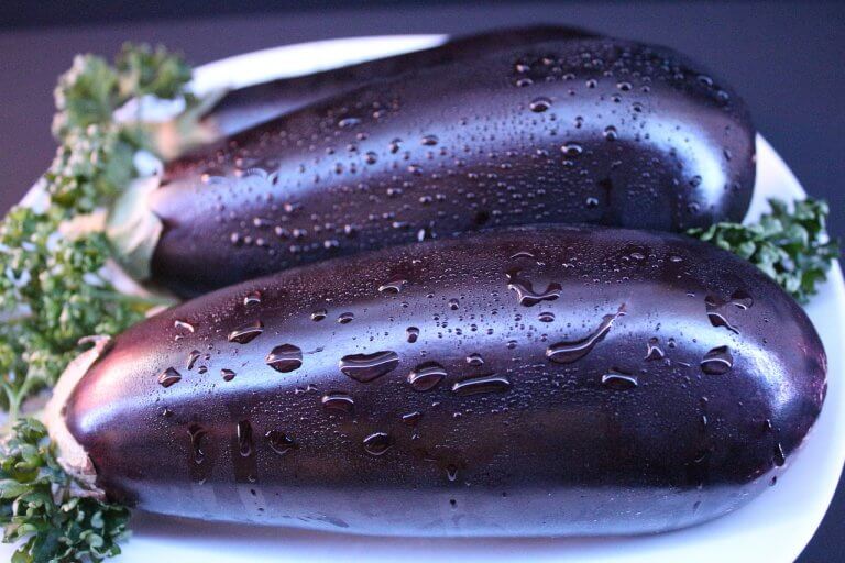 Aubergine, eggplant.