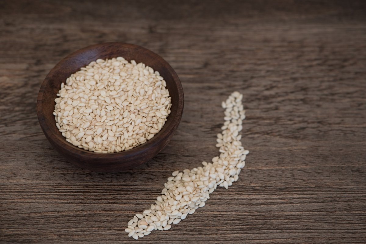 8 Best Substitutes for Sesame Seeds Superb Salt